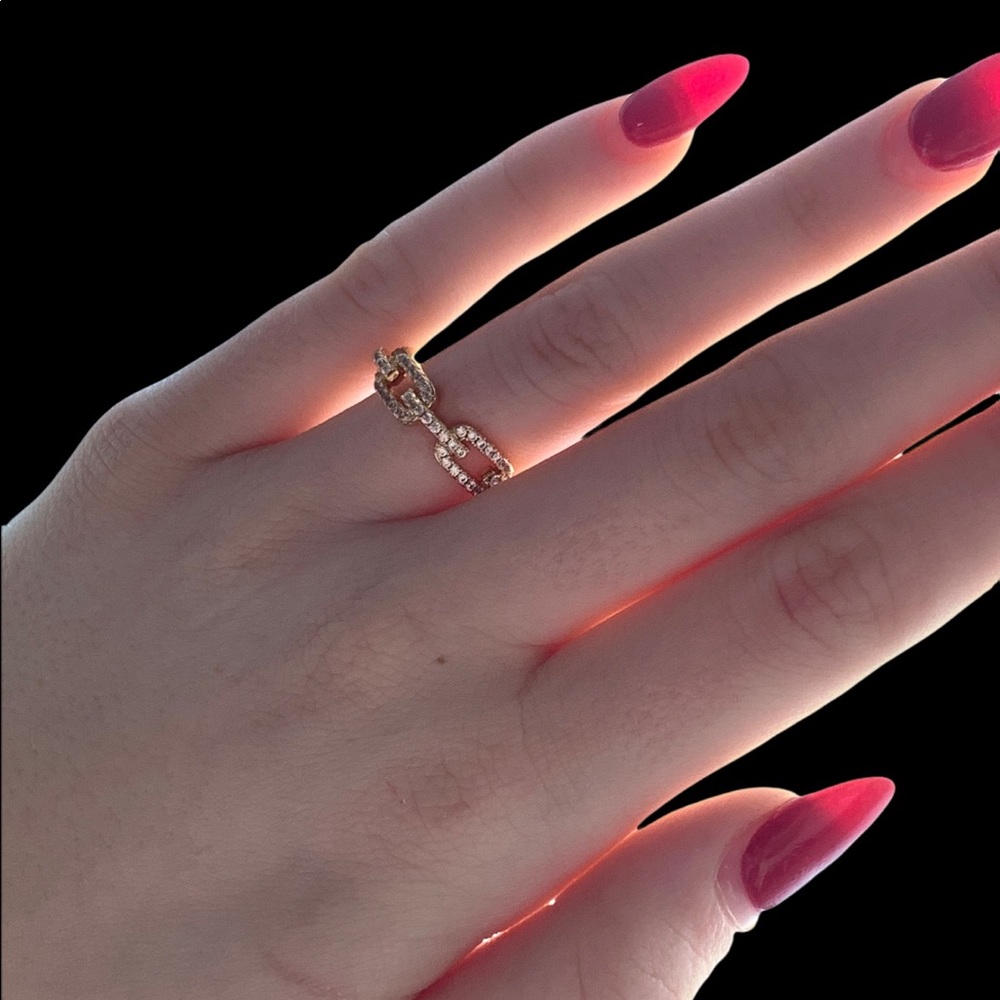 Lizzie Crystal Links Ring